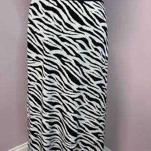Women’s zebra striped lightweight skirt. Loose and flowy.